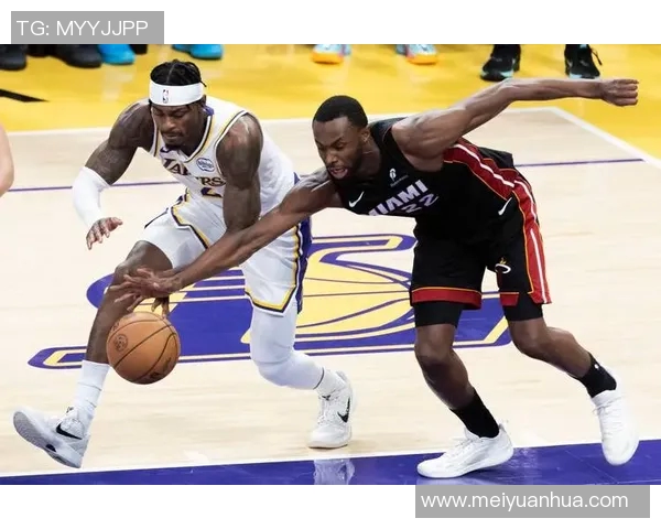 今日湖人对阵热火比赛数据分析与精彩回顾